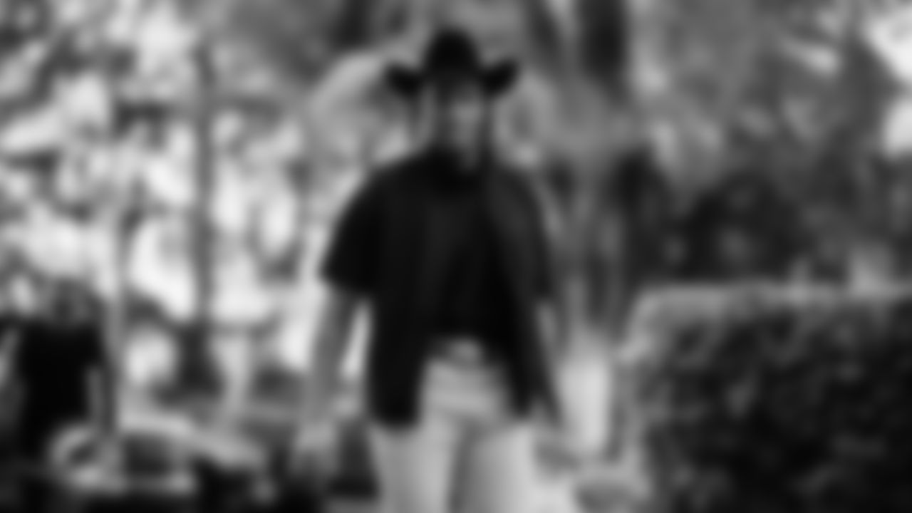 Miami Dolphins running back Ollie Gordon II (31) arrives before an NFL football game against the Tampa Bay Buccaneers on Sunday, Dec. 28, 2025 in Miami Gardens, FL. (Tomas Diniz Santos/Miami Dolphins via AP)