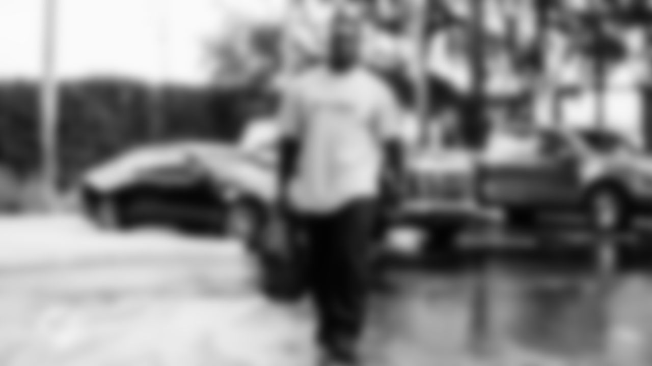 Miami Dolphins linebacker K.J. Britt (3) arrives before an NFL football game against the New Orleans Saints on Sunday, Nov. 30, 2025 in Miami Gardens, FL. (Tomas Diniz Santos/Miami Dolphins via AP)