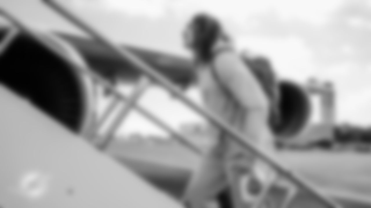 Miami Dolphins tight end Greg Dulcich (85) during arrivals to the plane for travel to New York on Saturday, Dec. 6, 2025, in Fort Lauderdale, Fla. (Tomas Diniz Santos/Miami Dolphins)