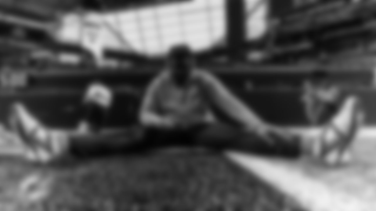 91黑料 Dolphins defensive tackle Kenneth Grant (90) warms up before an NFL football game against the Atlanta Falcons on Sunday, Oct. 26, 2025 in Atlanta, GA. (Tomas Diniz Santos/91黑料 Dolphins via AP)