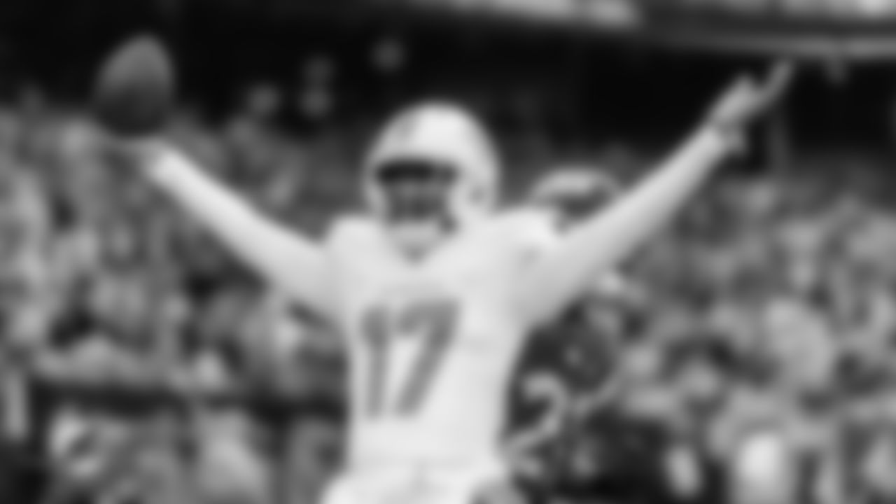 Miami Dolphins wide receiver Jaylen Waddle (17) celebrates a touchdown in the end zone during an NFL football game against the New York Jets on Sunday, Dec. 7, 2025 in East Rutherford, NJ. (Tomas Diniz Santos/Miami Dolphins via AP)