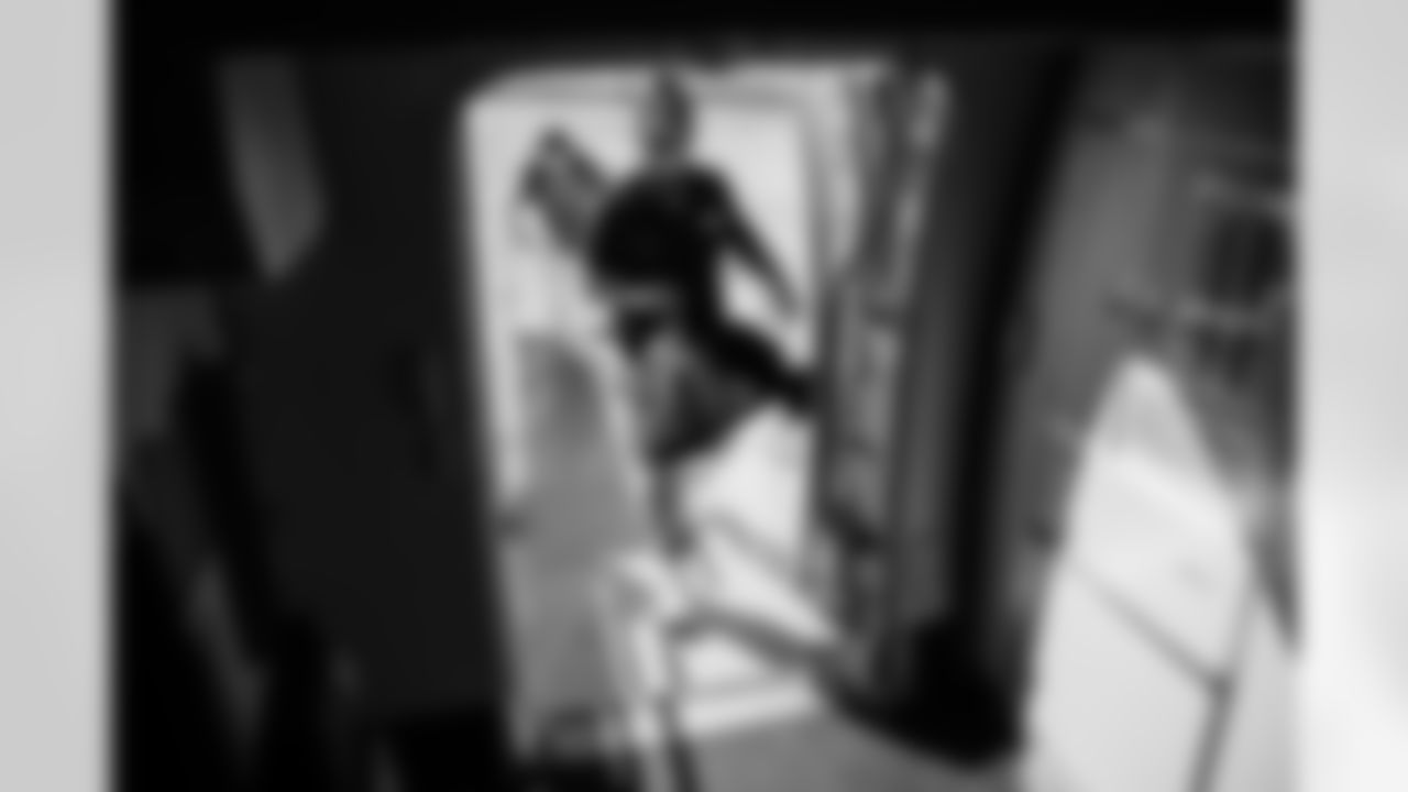 Miami Dolphins offensive lineman Aaron Brewer (55) during arrivals to the plane for travel to Boston on Saturday, Jan. 3, 2026, in Fort Lauderdale, Fla. (Tomas Diniz Santos/Miami Dolphins)