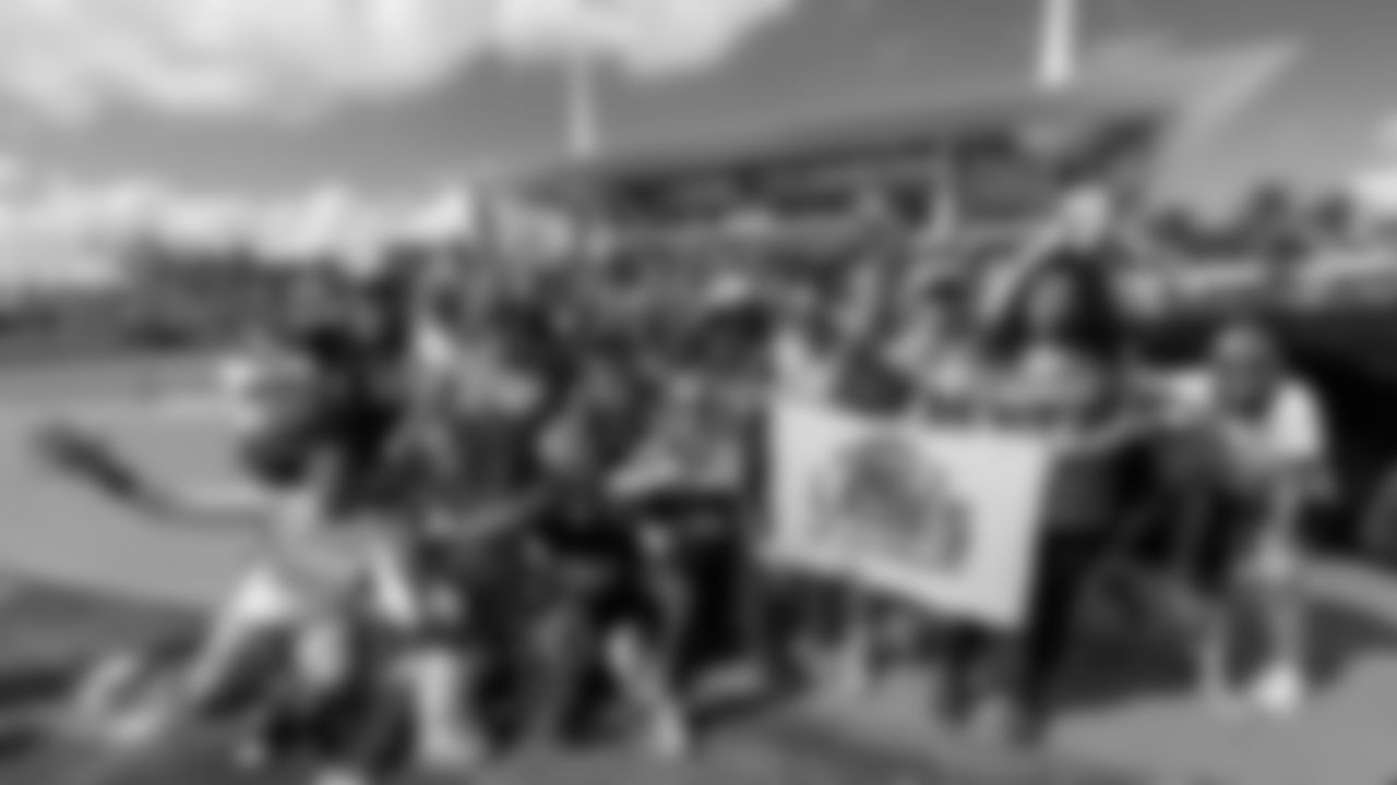 Miami Dolphins Ladies of Football fans tailgate before an NFL football game against the Buffalo Bills on Sunday, Nov. 9, 2025 in Miami Gardens, Fla. (Jose Pineiro/Miami Dolphins via AP)