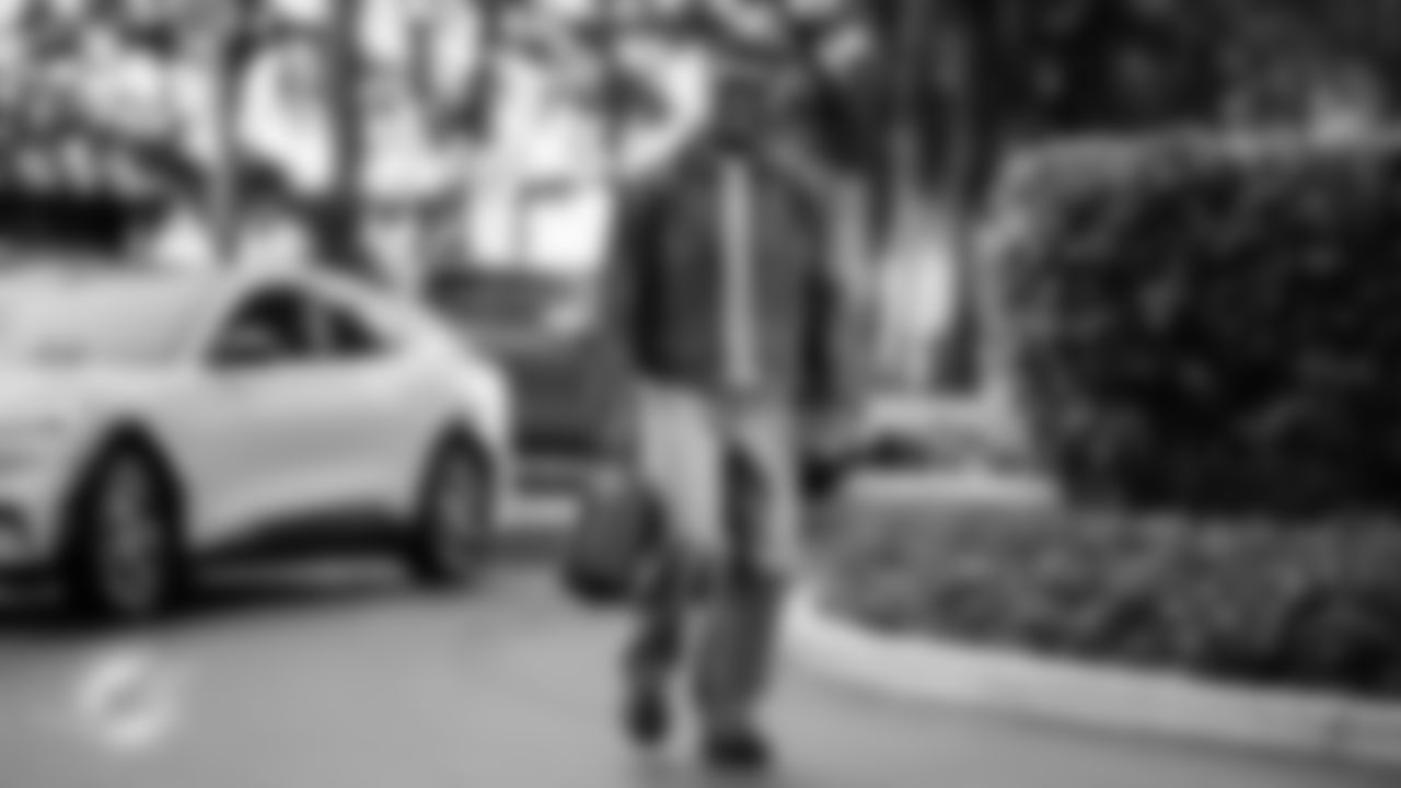 Miami Dolphins wide receiver Malik Washington (6) arrives before an NFL football game against the Tampa Bay Buccaneers on Sunday, Dec. 28, 2025 in Miami Gardens, FL. (Tomas Diniz Santos/Miami Dolphins via AP)