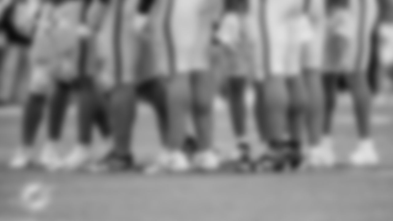Miami Dolphins huddle during an NFL football game against the Tampa Bay Buccaneers on Sunday, Dec. 28, 2025 in Miami Gardens, FL. (Tomas Diniz Santos/Miami Dolphins via AP)