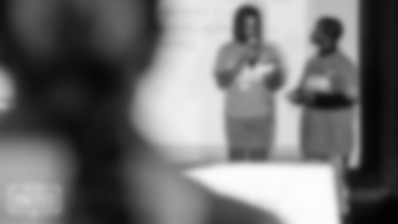 251111-FBUBoysnGirlsClubFtLauderdale-RG015