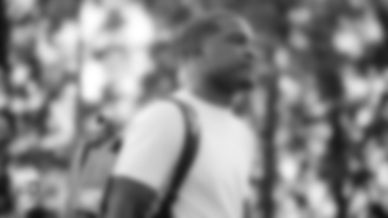 Miami Dolphins running back De'Von Achane (28) arrives before an NFL football game against the Cincinnati Bengals on Sunday, Dec. 21, 2025 in Miami Gardens, FL. (Raul Maristany/Miami Dolphins via AP)