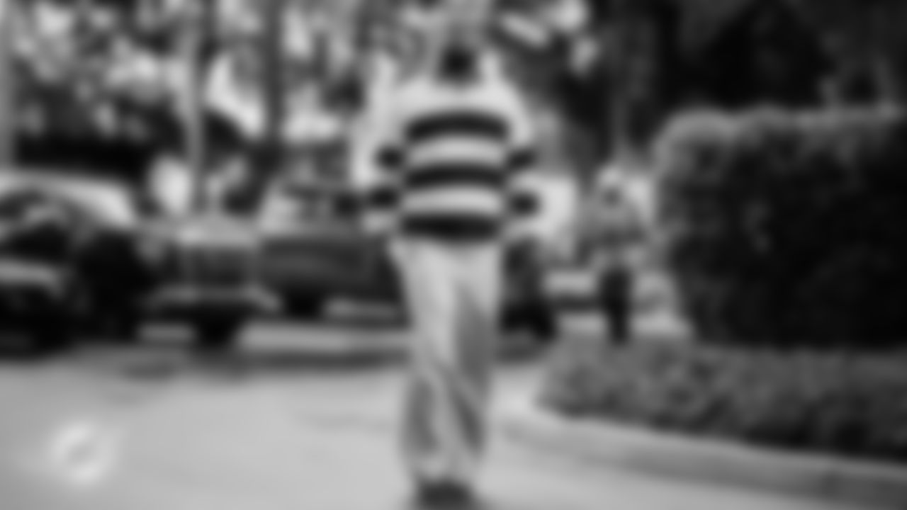 Miami Dolphins linebacker Bradley Chubb (2) arrives before an NFL football game against the Buffalo Bills on Sunday, Nov. 9, 2025 in Miami Gardens, Fla. (Tomas Diniz Santos/Miami Dolphins via AP)