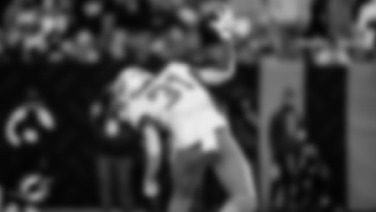 Miami Dolphins running back Ollie Gordon II (31) celebrates running in a touchdown during an NFL football game against the New York Jets on Sunday, Dec. 7, 2025 in East Rutherford, NJ. (Tomas Diniz Santos/Miami Dolphins via AP)