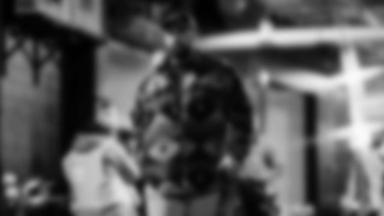 Miami Dolphins defensive tackle Zach Sieler (92) arrives before an NFL football game against the New England Patriots on Sunday, Jan. 4, 2026 in Foxborough, MA. (Tomas Diniz Santos/Miami Dolphins via AP)