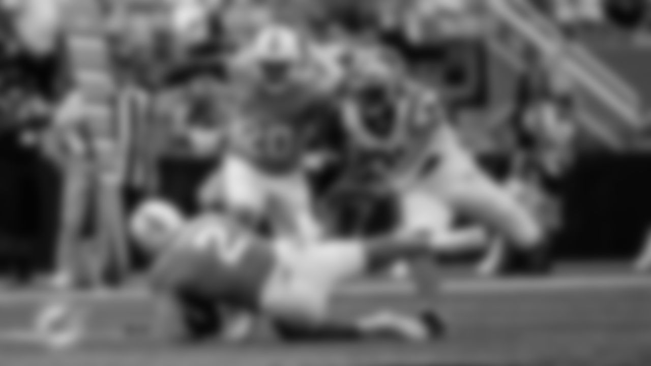 251005-MIAvsCAR-PM2_3160