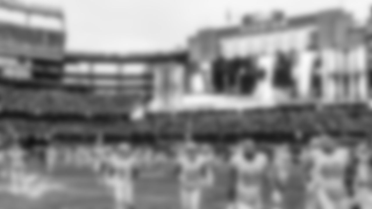Miami Dolphins exit the tunnel before an NFL football game against the New England Patriots on Sunday, Jan. 4, 2026 in Foxborough, MA. (Tomas Diniz Santos/Miami Dolphins via AP)