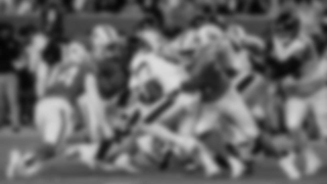 Miami Dolphins defensive tackle Matthew Butler (91) makes a tackle during an NFL football game against the Baltimore Ravens on Thursday, Oct. 30, 2025 in Miami Gardens, FL. (Tomas Diniz Santos/Miami Dolphins via AP)