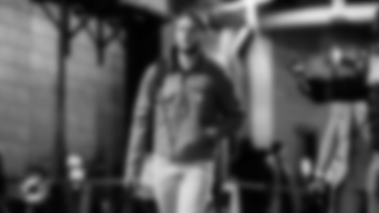 Miami Dolphins quarterback Quinn Ewers (14) arrives before an NFL football game against the New England Patriots on Sunday, Jan. 4, 2026 in Foxborough, MA. (Tomas Diniz Santos/Miami Dolphins via AP)