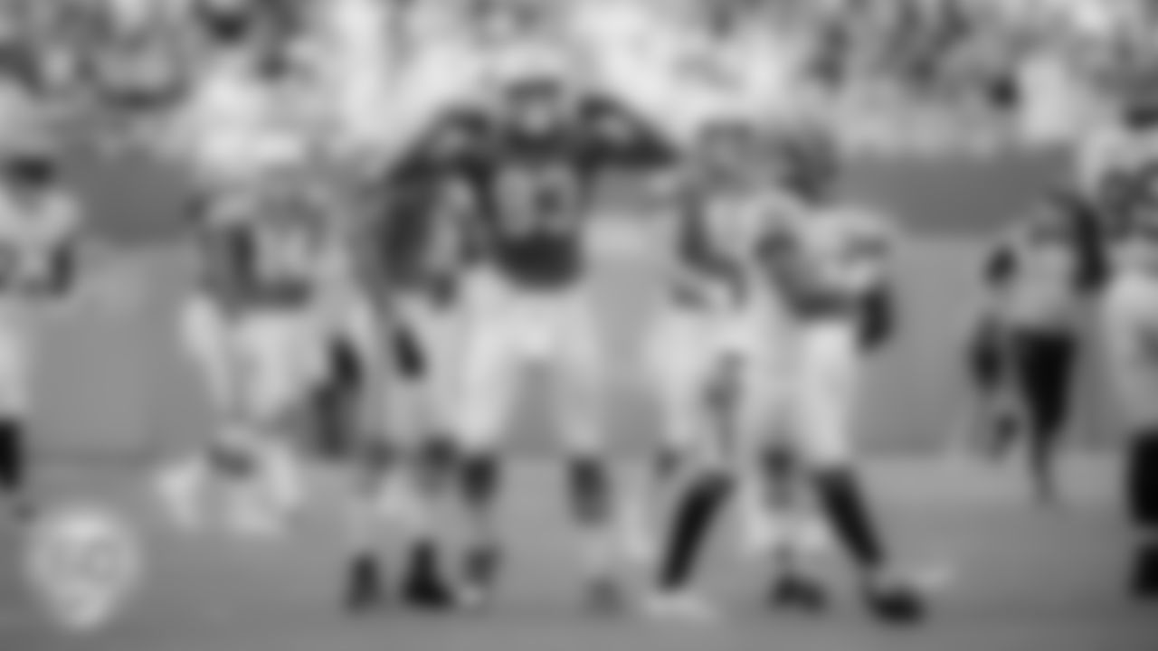 Miami Dolphins tight end Darren Waller (83) celebrates during an NFL football game against the Cincinnati Bengals on Sunday, Dec. 21, 2025 in Miami Gardens, FL. (Raul Maristany/Miami Dolphins via AP)