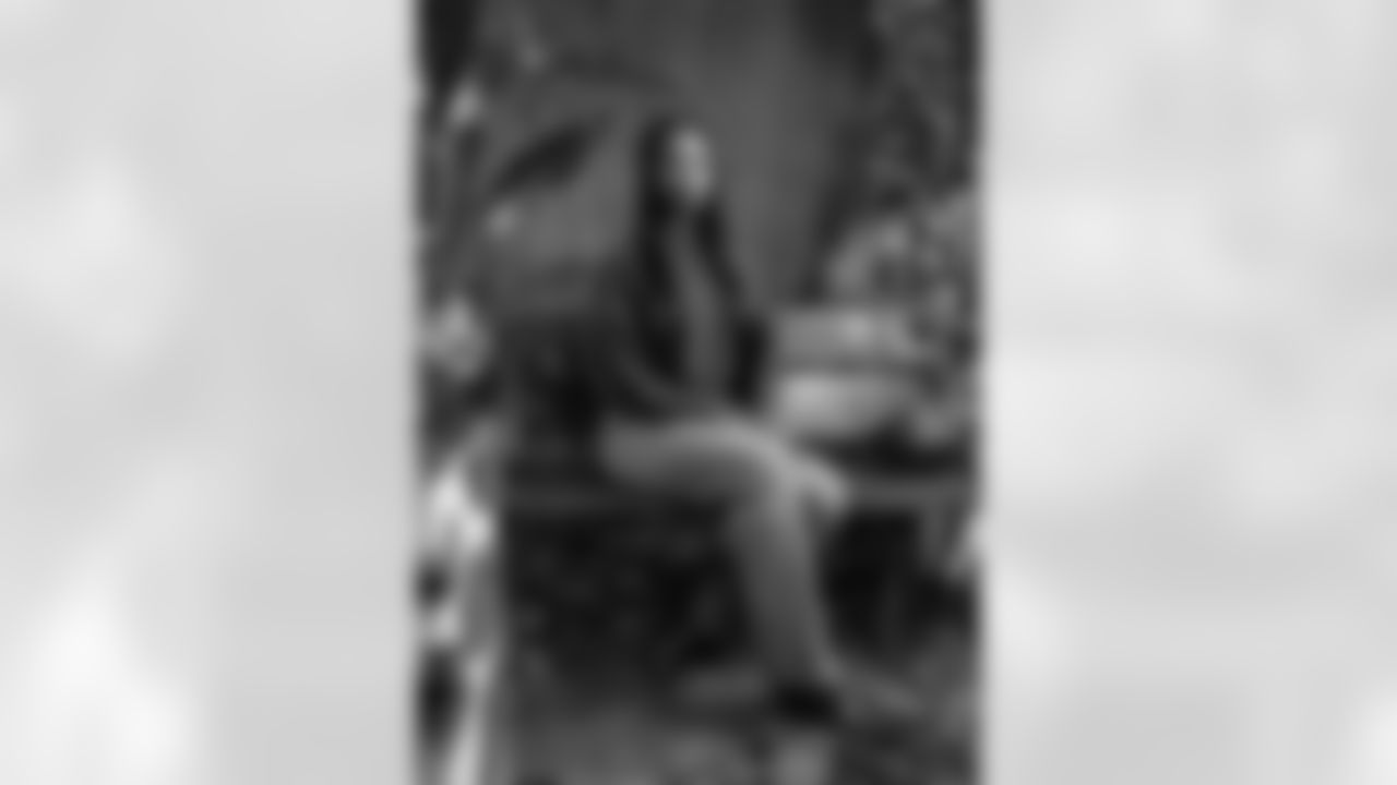 Mya, Eagles Cheerleader