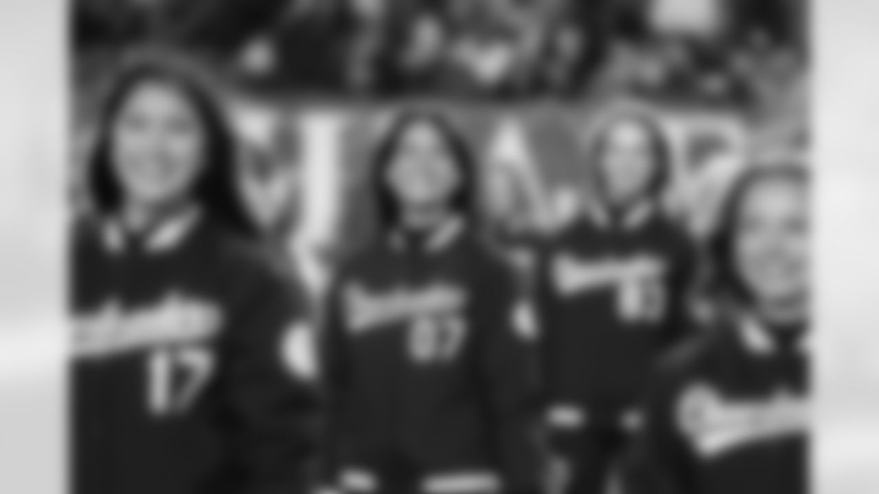 20260104_Commanders_v_Eagles_BLG2958 (1)