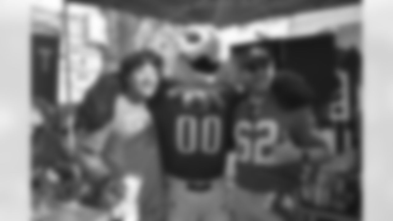 SWOOP posing for a pic!