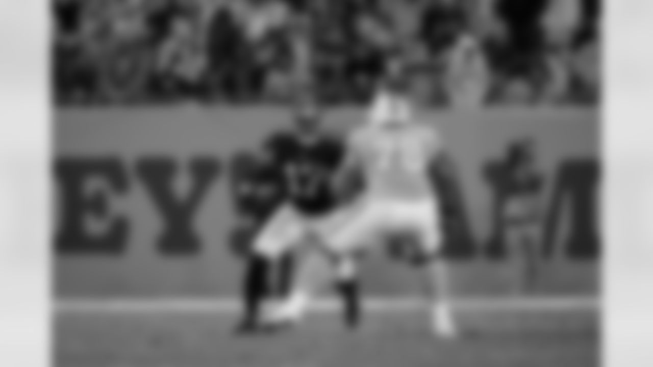 Atlanta Falcons outside linebacker Arnold Ebiketie #17 during the Week 15 Game against the Tampa Bay Buccaneers at Raymond James Stadium in Tampa, Florida on Thursday, December 11, 2025. (Photo by Taylor McLaughlin/Atlanta Falcons)