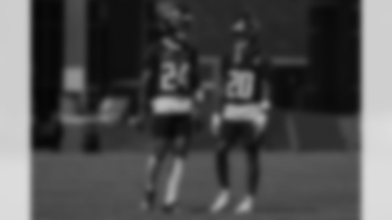 Atlanta Falcons cornerback A.J. Terrell #24 and Atlanta Falcons cornerback Dee Alford #20 during practice at AT&T Training Camp at Atlanta Falcons Training Facility in Flowery Branch, Georgia, on Sunday, July 27, 2025. (Photo by Taylor McLaughlin/Atlanta Falcons)