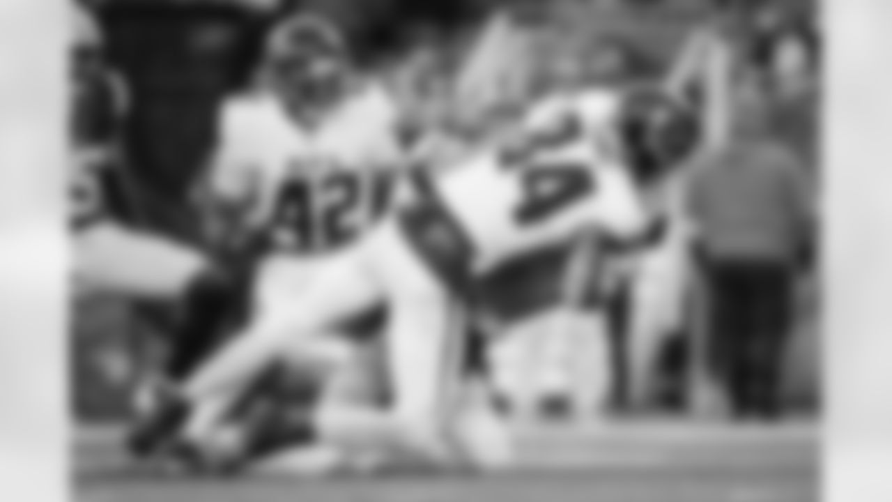 Atlanta Falcons tight end Feleipe Franks #84 makes a tackle during the Week 9 Game against the New England Patriots at Gillette Stadium in Foxborough, Massachusetts on Sunday, November 2, 2025. (Photo by Jay Bendlin/Atlanta Falcons)