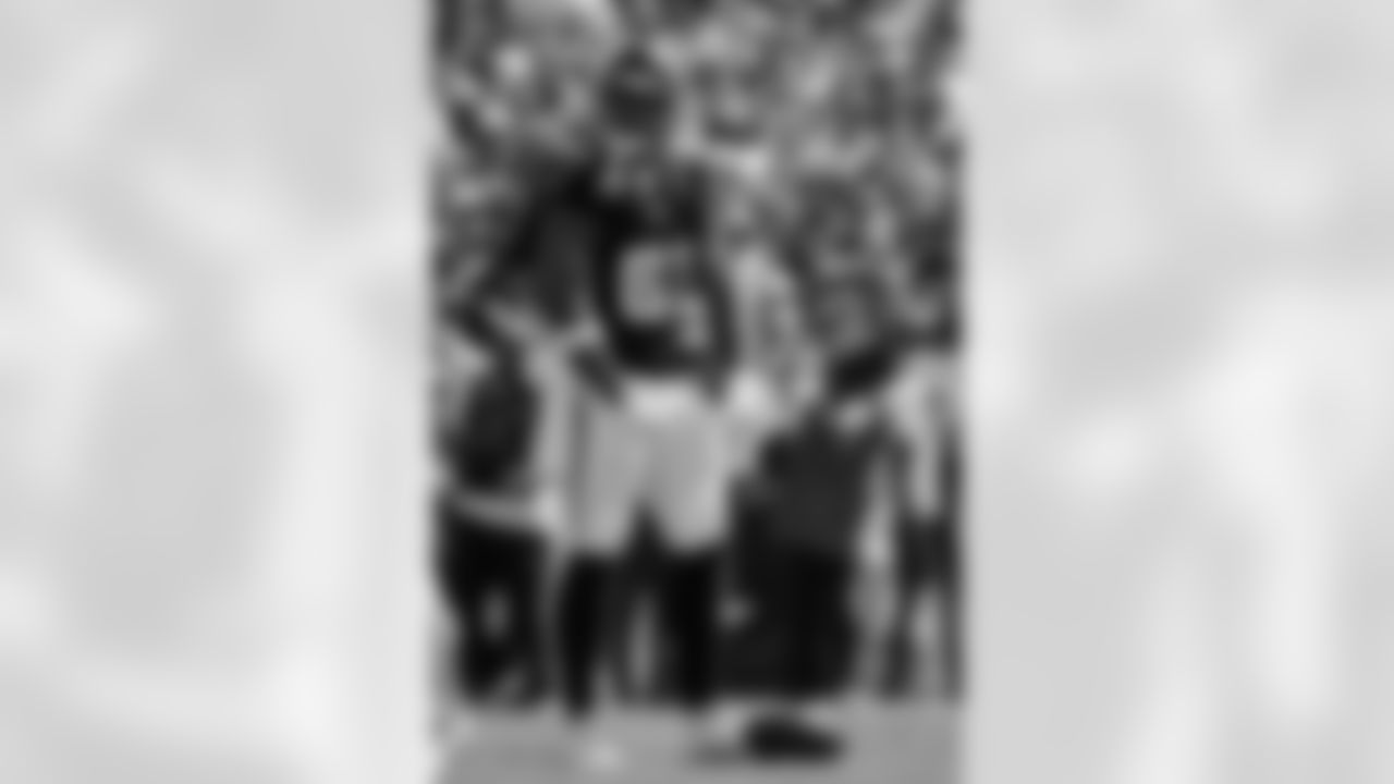 Atlanta Falcons tight end Jonnu Smith #81 reacts after a catch during the first quarter of the Week 7 Game against the Tampa Bay Buccaneers at Raymond James Stadium in Tampa, Florida on Sunday, October 22, 2023. (Photo by Kim Klement/Atlanta Falcons)