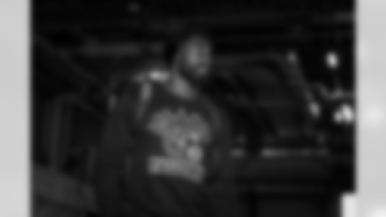 Atlanta Falcons outside linebacker Divine Deablo #0 arrives before the Week 13 Game against the New York Jets at Metlife Stadium in East Rutherford, New Jersey on Sunday, November 30, 2025. (Photo by Jay Bendlin/Atlanta Falcons)