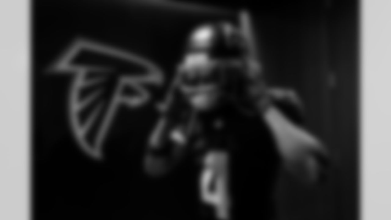 Atlanta Falcons wide receiver KhaDarel Hodge #4 walks out during warm ups before the Week 8 Game against the Miami Dolphins at Mercedes-Benz Stadium in Atlanta, Ga. on Sunday, October 26, 2025. (Photo by Jay Bendlin/Atlanta Falcons)