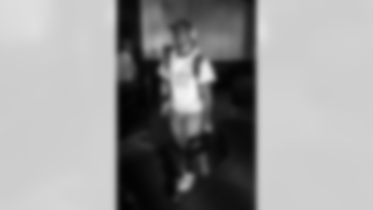 Atlanta Falcons running back Bijan Robinson #7 arrives before the Week 12 Game against the New Orleans Saints at Caesars Superdome in New Orleans, Louisiana on Sunday, November 23, 2025. (Photo by Taylor McLaughlin/Atlanta Falcons)