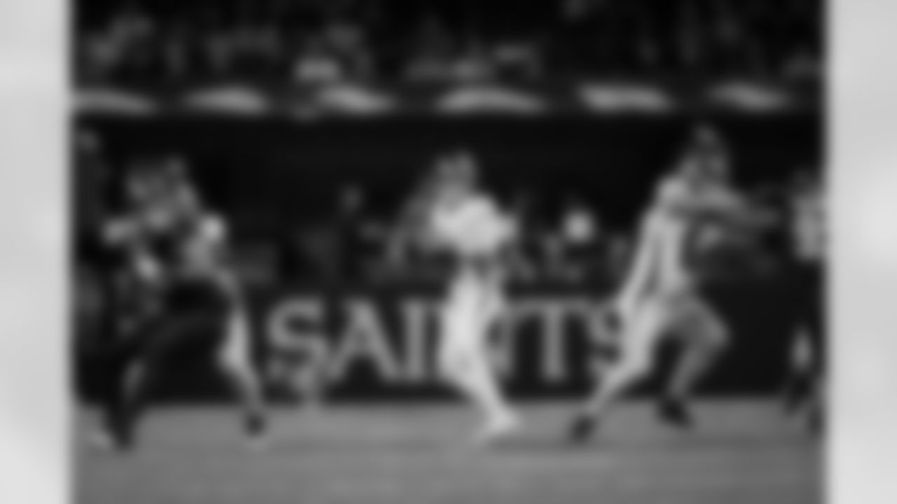 Atlanta Falcons quarterback Kirk Cousins #18 prepares to throw during the Week 12 Game against the New Orleans Saints at Caesars Superdome in New Orleans, Louisiana on Sunday, November 23, 2025. (Photo by Taylor McLaughlin/Atlanta Falcons)