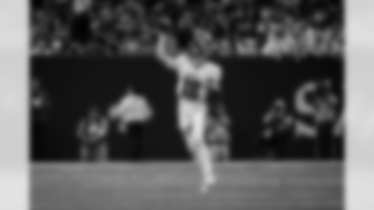 Atlanta Falcons quarterback Kirk Cousins #18 throws during the Week 12 Game against the New Orleans Saints at Caesars Superdome in New Orleans, Louisiana on Sunday, November 23, 2025. (Photo by Jay Bendlin/Atlanta Falcons)