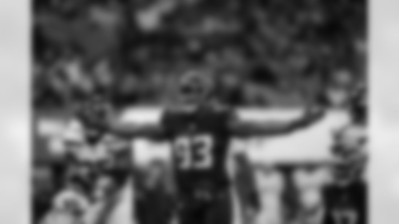 Atlanta Falcons defensive lineman Kentavius Street #93 reacts after making a sack during the Week 14 Game against the Seattle Seahawks at Mercedes-Benz Stadium in Atlanta, Georgia on Sunday, December 7, 2025. (Photo by Brandon Magnus/Atlanta Falcons)