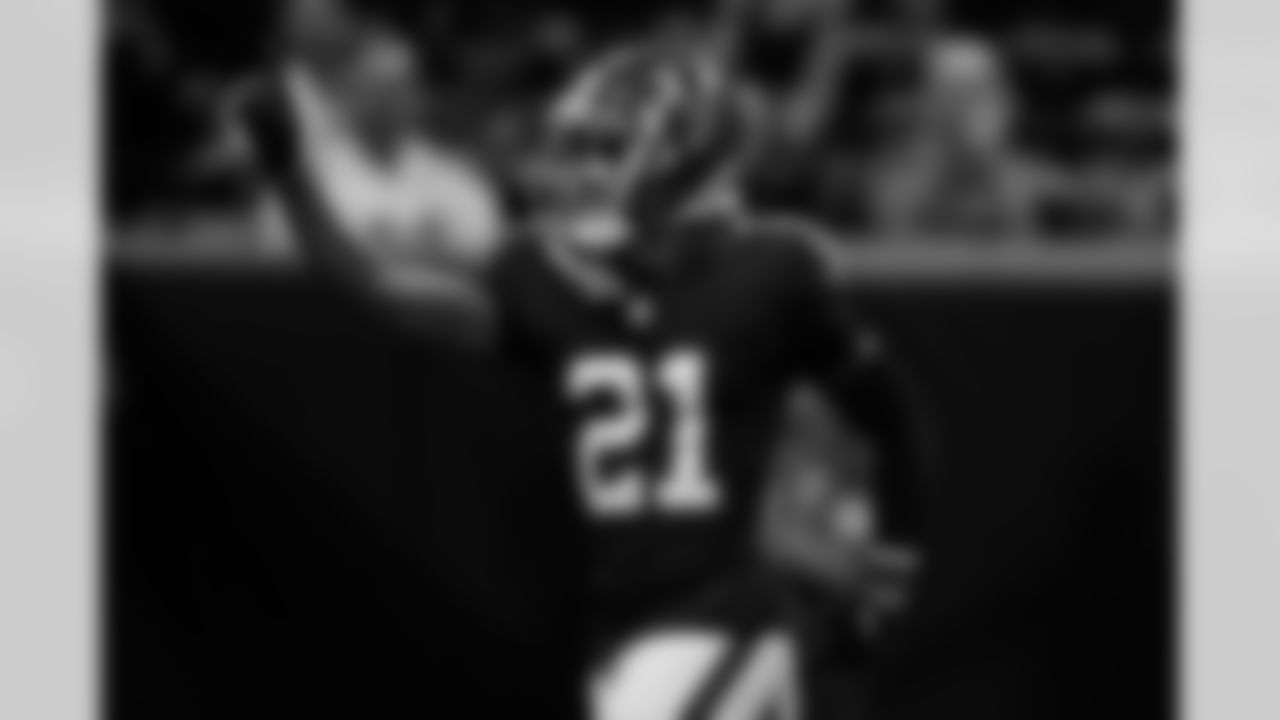 Atlanta Falcons cornerback Mike Hughes #21 celebrates during the Week 4 Game against the New Orleans Saints at Mercedes-Benz Stadium in Atlanta, Georgia on Sunday, September 29, 2024. (Photo by AJ Reynolds/Atlanta Falcons)