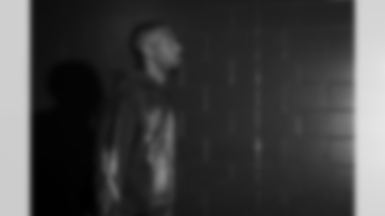 Atlanta Falcons tight end Kyle Pitts Sr. #8 arrives during the Week 15 Game against the Tampa Bay Buccaneers at Raymond James Stadium in Tampa, Florida on Thursday, December 11, 2025. (Photo by Jay Bendlin/Atlanta Falcons)