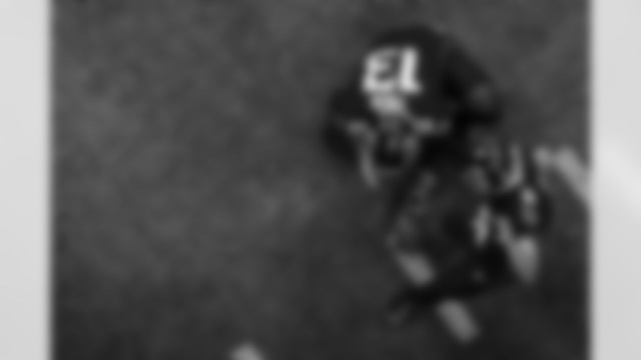 Atlanta Falcons kicker Younghoe Koo #6 kicks a field goal during the first half of the Week 9 Game against the Minnesota Vikings at Mercedes-Benz Stadium in Atlanta, Georgia on Sunday, November 5, 2023. (Photo by Shanna Lockwood/Atlanta Falcons)