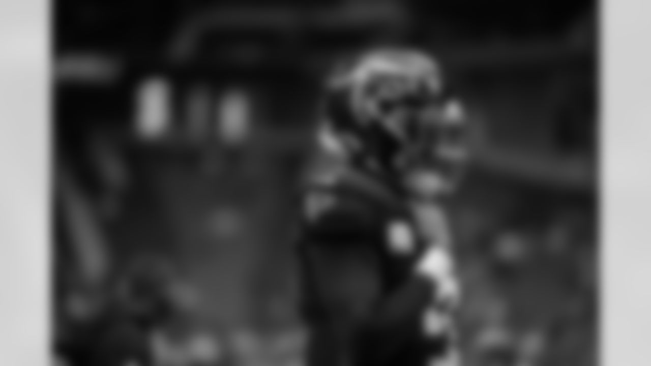 Atlanta Falcons quarterback Michael Penix Jr. #9 warms up before the Week 11 Game against the Carolina Panthers at Mercedes-Benz Stadium in Atlanta, Georgia on Sunday, November 16, 2025. (Photo by Jay Bendlin/Atlanta Falcons)