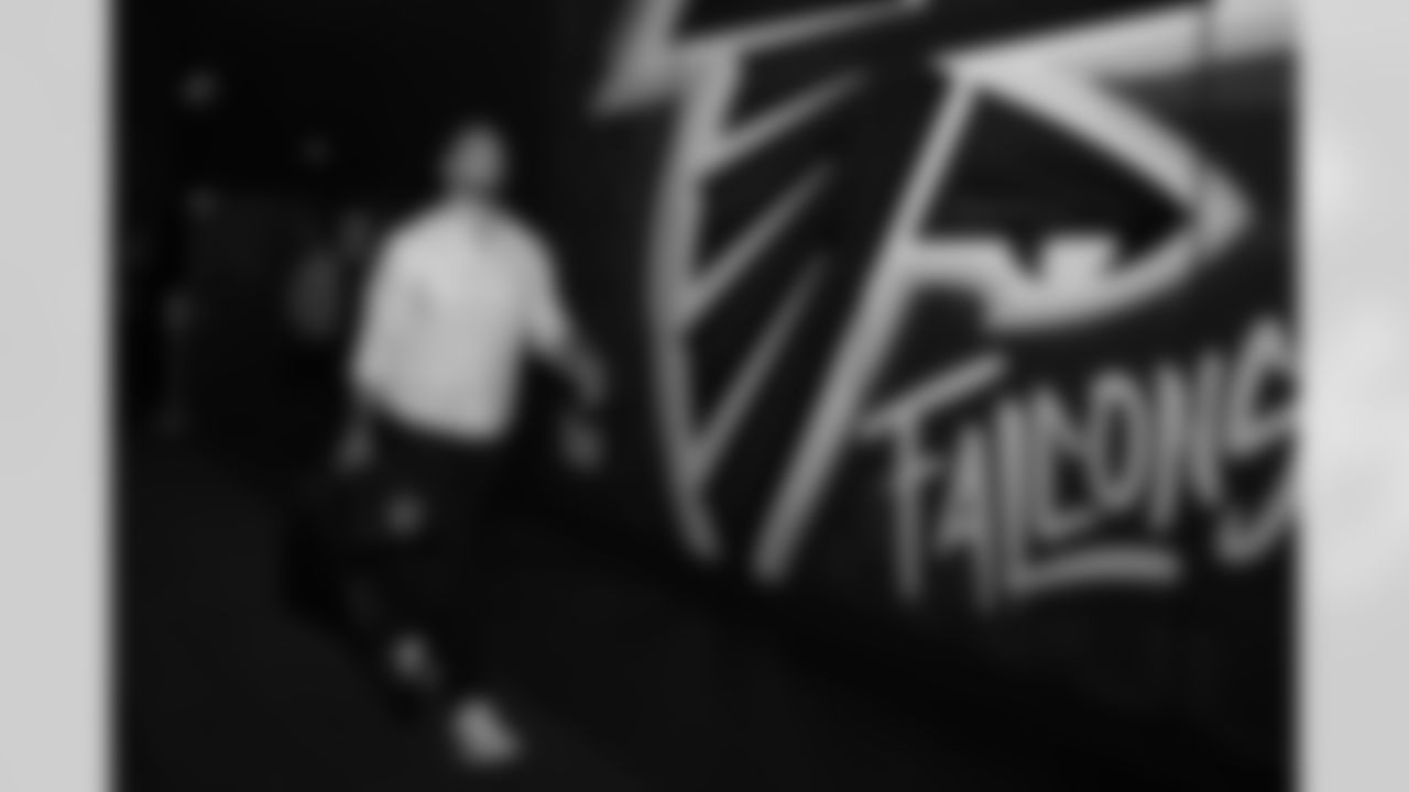 Atlanta Falcons tackle Jake Matthews #70 arrives prior to the Week 10 Game against the Indianapolis Colts at Olympic Stadium in Berlin, Germany on Sunday, November 9, 2025. (Photo by Taylor McLaughlin/Atlanta Falcons)