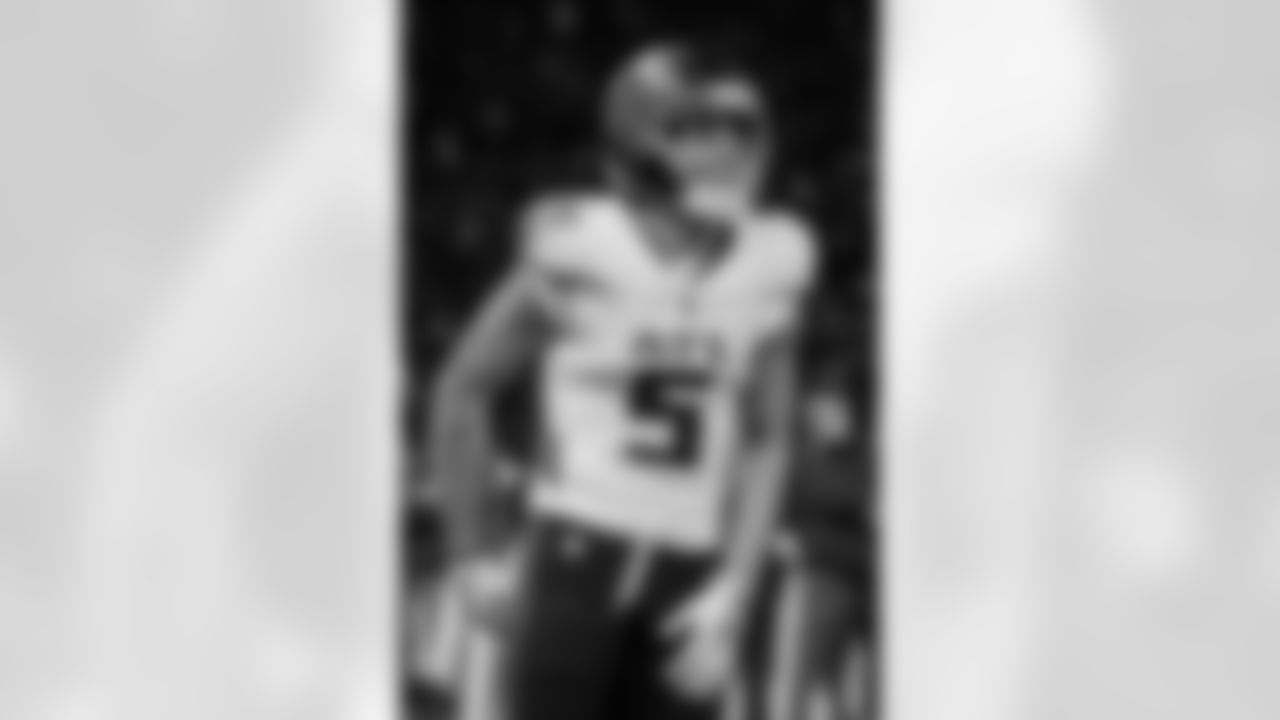 Atlanta Falcons wide receiver Drake London #5 celebrates after scoring a touchdown during the second quarter of the Week 10 Game against the Indianapolis Colts at Olympic Stadium in Berlin, Germany on Sunday, November 9, 2025. (Photo by Taylor McLaughlin/Atlanta Falcons)