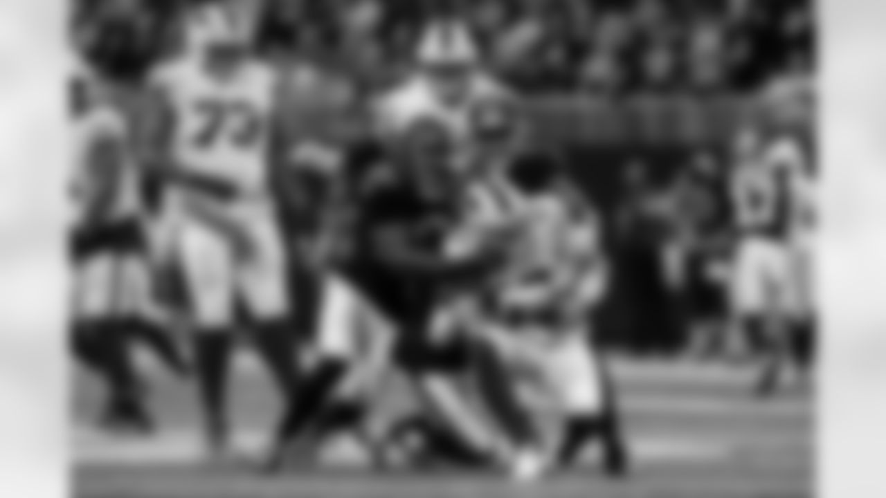 Atlanta Falcons edge rusher James Pearce Jr. #27, Atlanta Falcons cornerback Dee Alford #20 and Atlanta Falcons outside linebacker Divine Deablo #0 sack the quarterback during the Week 6 Game against the Buffalo Bills at Mercedes-Benz Stadium in Atlanta, Ga. on Monday, October 13, 2025. (Photo by Taylor McLaughlin/Atlanta Falcons)