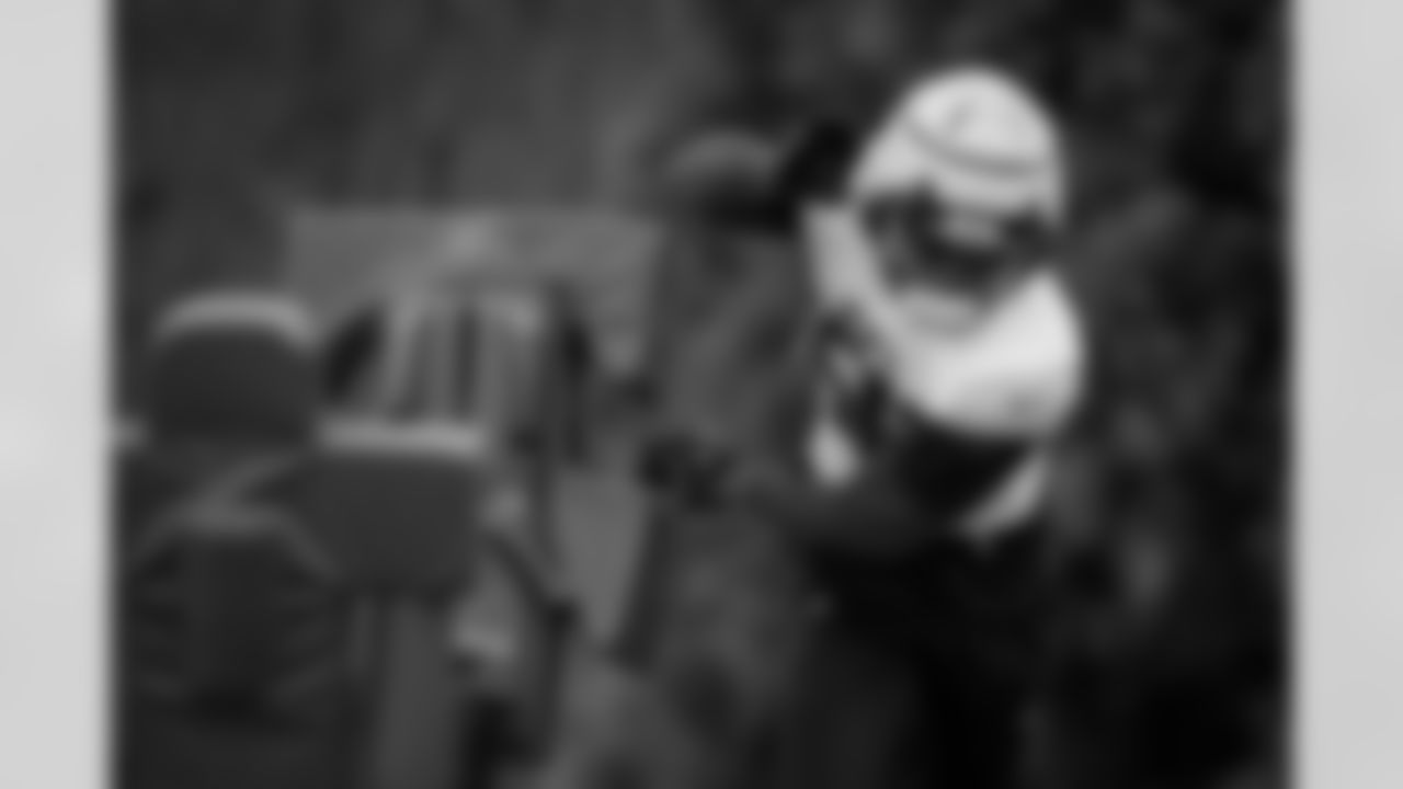 Atlanta Falcons edge rusher Leonard Floyd #56 during practice at Atlanta Falcons Training Facility in Flowery Branch, Georgia, on Thursday, December 4, 2025. (Photo by Taylor McLaughlin/Atlanta Falcons)