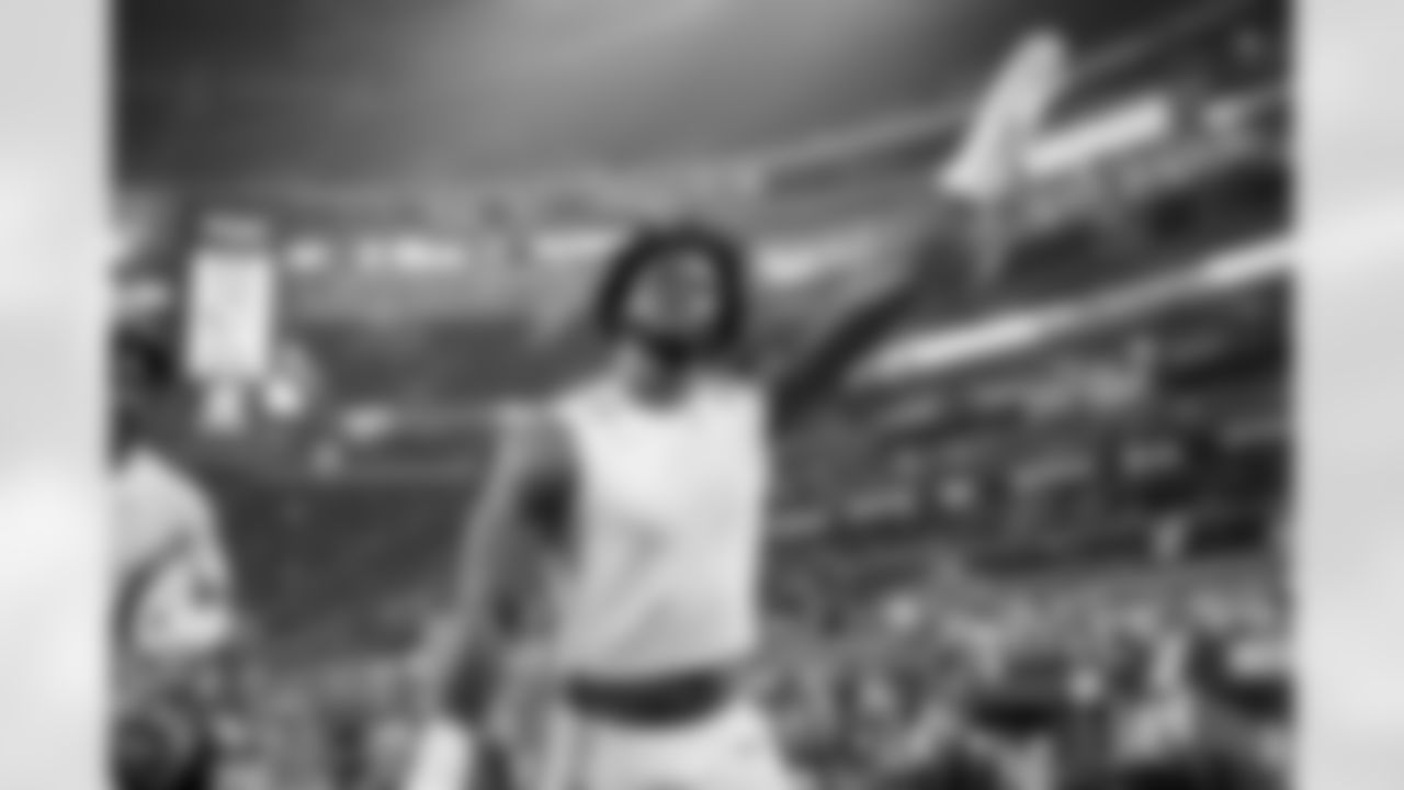 Atlanta Falcons edge rusher Jalon Walker #11 reacts after the Week 2 Game against the Minnesota Vikings at U.S. Bank Stadium in Minneapolis, Minnesota on Sunday, September 14, 2025. (Photo by Brad Rempel/Atlanta Falcons)