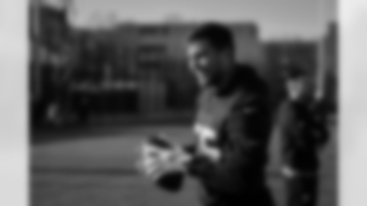 Atlanta Falcons inside linebacker Kaden Elliss #55 during practice at the FC Union Berlin Training Facility in Berlin, Germany on Friday, November 7, 2025. (Photo by Brandon Magnus/Atlanta Falcons)