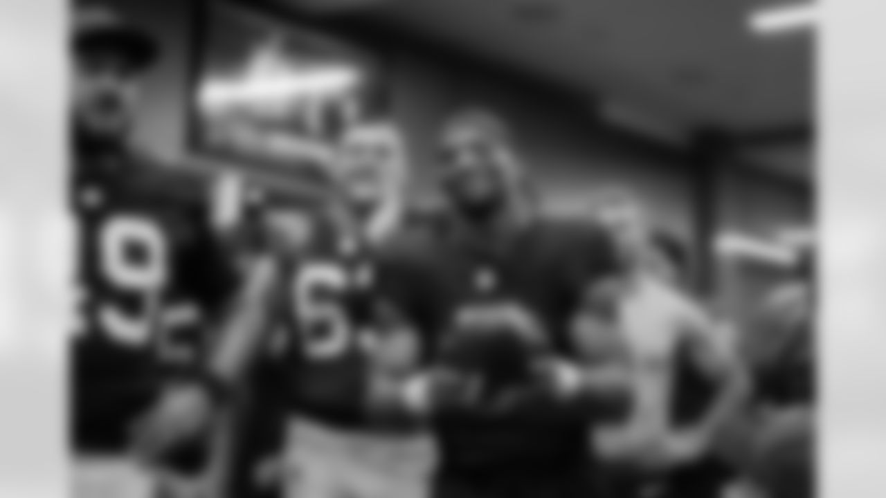 Atlanta Falcons running back Bijan Robinson #7 in the locker room after the Week 6 Game against the Buffalo Bills at Mercedes-Benz Stadium in Atlanta, Georgia on Monday, October 13, 2025. (Photo by Jay Bendlin/Atlanta Falcons)