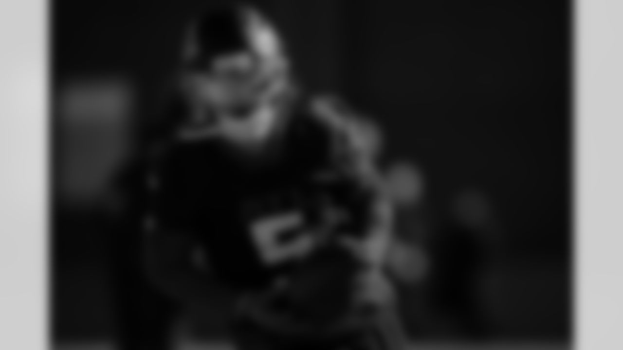 Atlanta Falcons wide receiver Drake London #5 during practice at Atlanta Falcons Training Facility in Flowery Branch, Georgia, on Thursday, January 1, 2026. (Photo by Taylor McLaughlin/Atlanta Falcons)