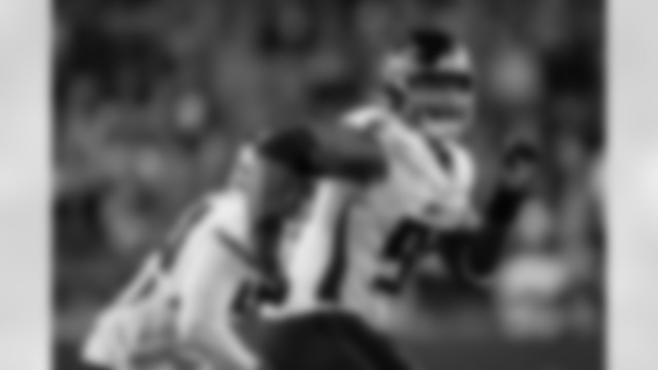 Atlanta Falcons defensive lineman David Onyemata #90 runs on the field during the Week 7 Game against the San Francisco 49ers at Levi's Stadium in Santa Clara, Calif. on Sunday, October 19, 2025. (Photo by Jay Bendlin/Atlanta Falcons)