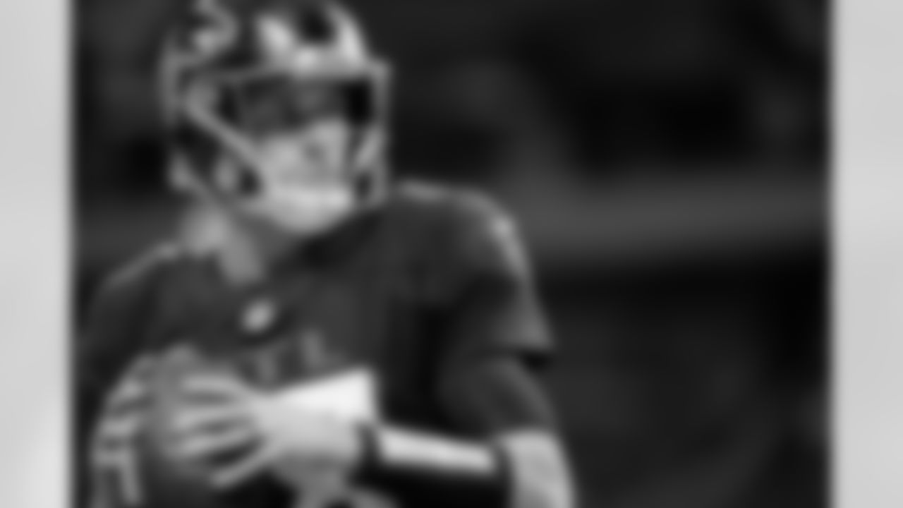 Atlanta Falcons quarterback Kirk Cousins #18 warms up before the Week 18 Game against the New Orleans Saints at Mercedes-Benz Stadium in Atlanta, Georgia on Sunday, January 4, 2026. (Photo by Steven Burroughs/Atlanta Falcons)