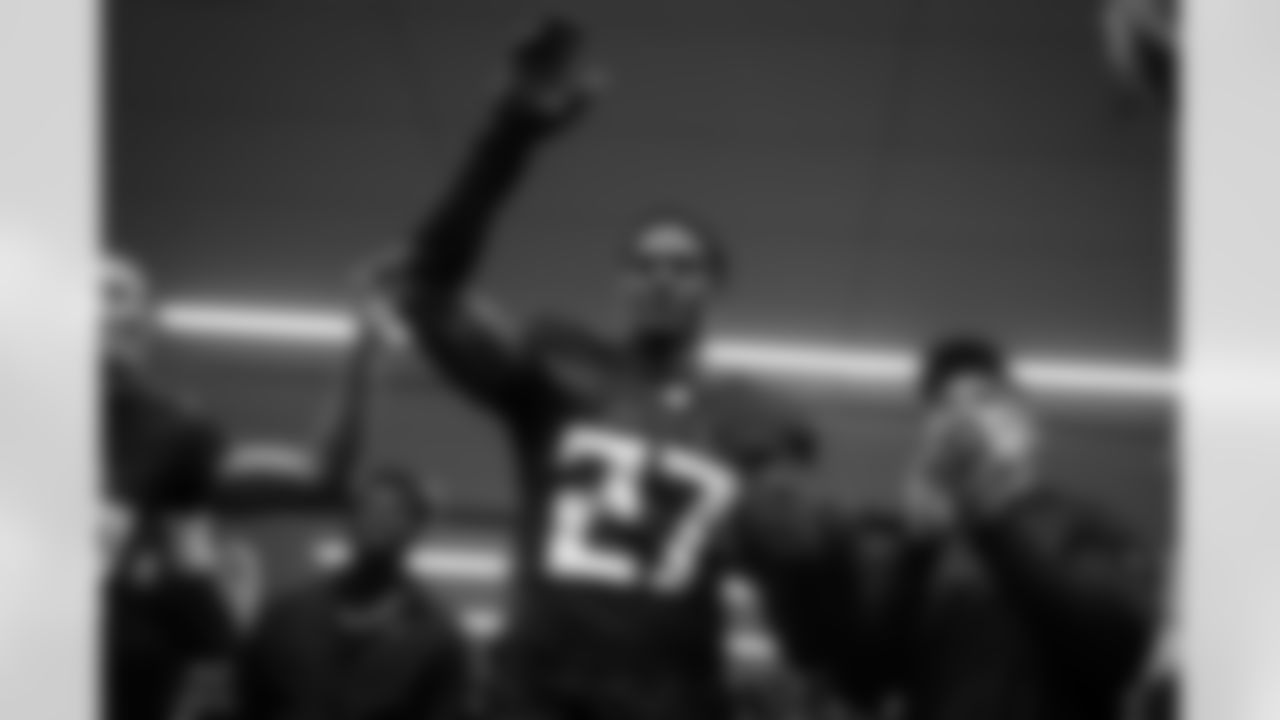 Atlanta Falcons edge rusher James Pearce Jr. #27 in the locker room after the Week 18 Game against the New Orleans Saints at Mercedes-Benz Stadium in Atlanta, Georgia on Sunday, January 4, 2026. (Photo by Jay Bendlin/Atlanta Falcons)