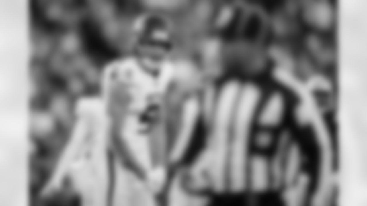 Atlanta Falcons wide receiver Drake London #5 reacts after a catch during the fourth quarter of the Week 9 Game against the New England Patriots at Gillette Stadium in Foxborough, Massachusetts on Sunday, November 2, 2025. (Photo by Taylor McLaughlin/Atlanta Falcons)