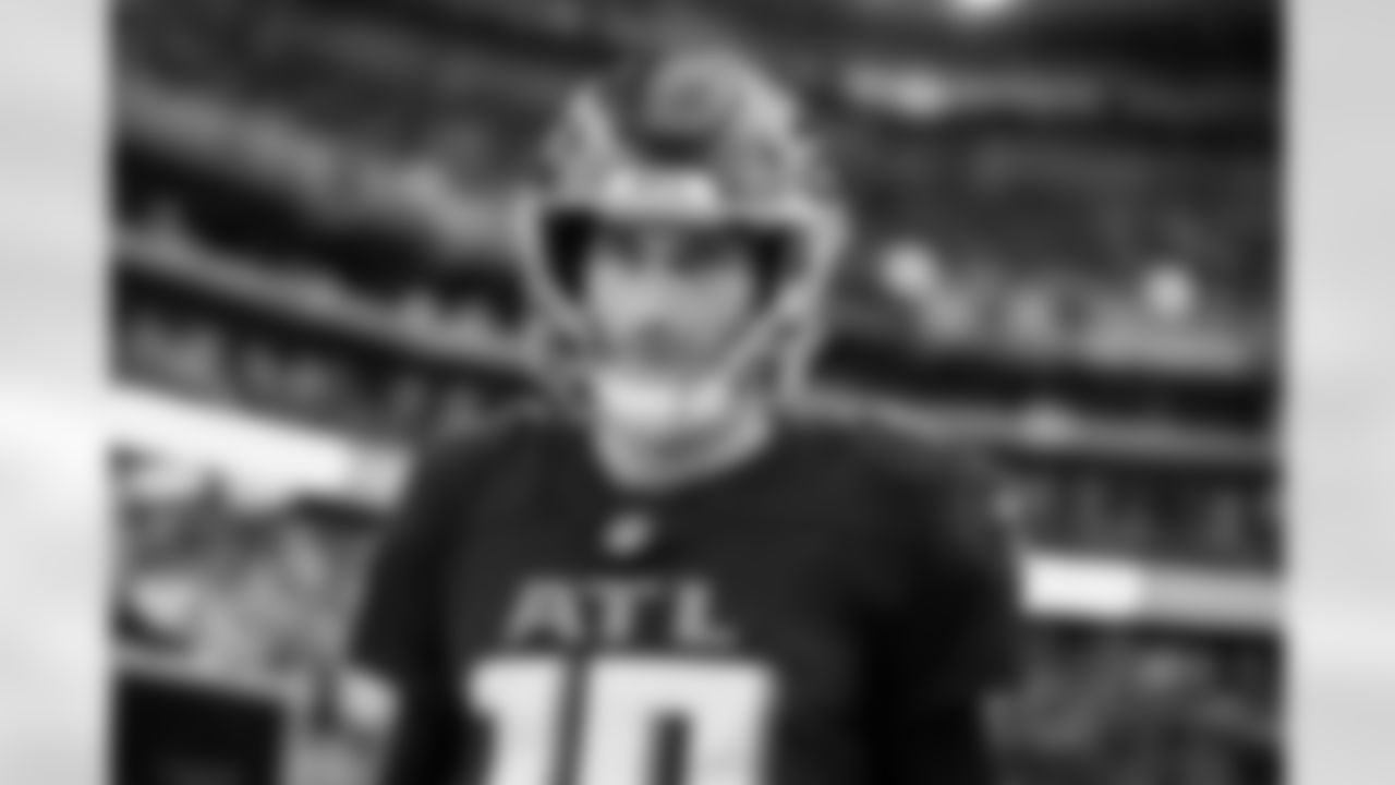 Atlanta Falcons quarterback Kirk Cousins #18 prior to the Week 16 Game against the Arizona Cardinals at State Farm Stadium in Glendale, Arizona on Sunday, December 21, 2025. (Photo by Jay Bendlin/Atlanta Falcons)