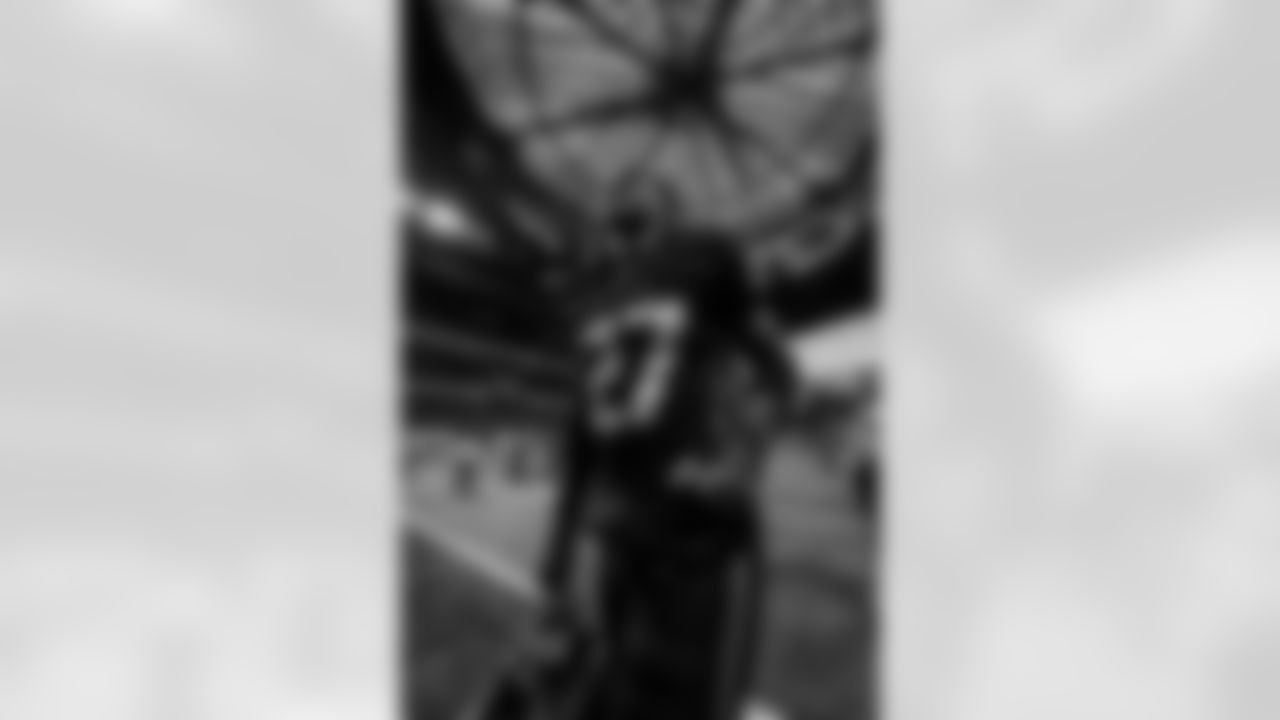 Atlanta Falcons edge rusher James Pearce Jr. #27 after the Week 18 Game against the New Orleans Saints at Mercedes-Benz Stadium in Atlanta, Georgia on Sunday, January 4, 2026. (Photo by Brandon Magnus/Atlanta Falcons)